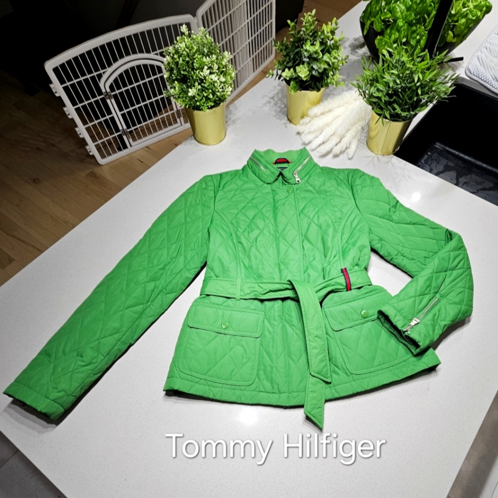 TOMMY HILFIGER Superbe manteau matelassé vert vif (automne-printemps)